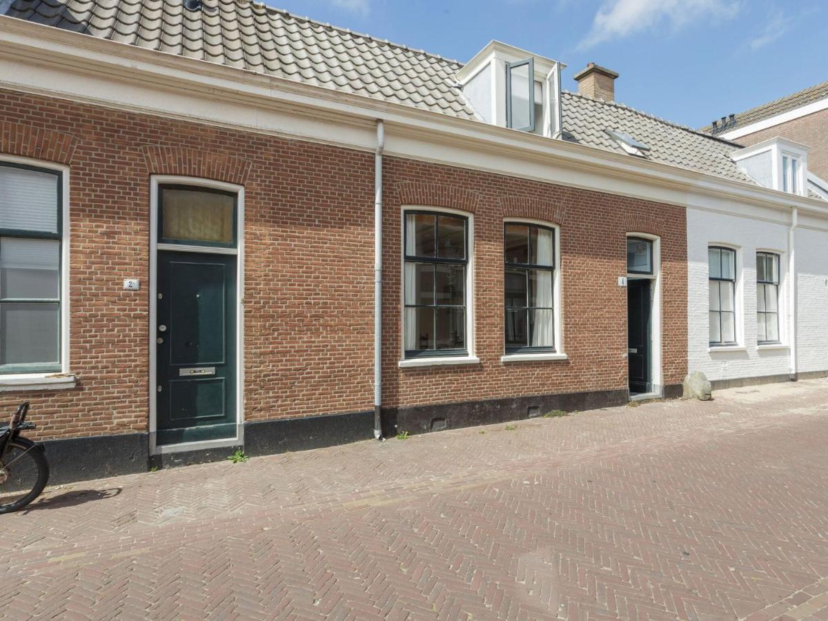Picturesque Fisherman S House In Scheveningen Near The Shops La Haye Chambre photo